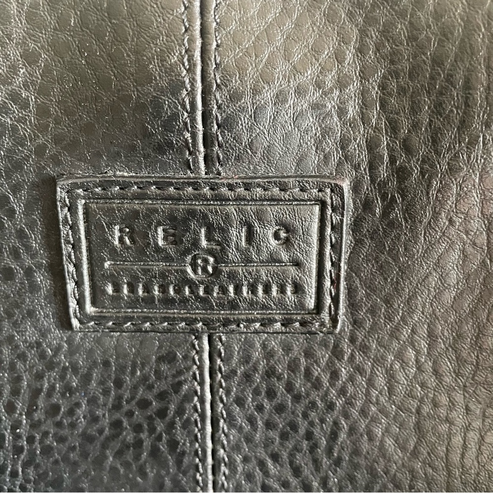 Relic leather shoulder bag - Picture 5 of 10